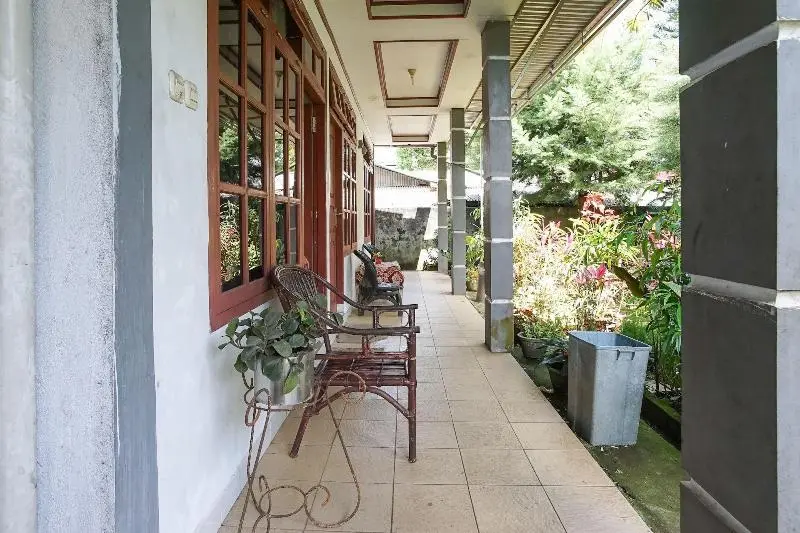 Томохон: Mountain View Homestay by ZUZU