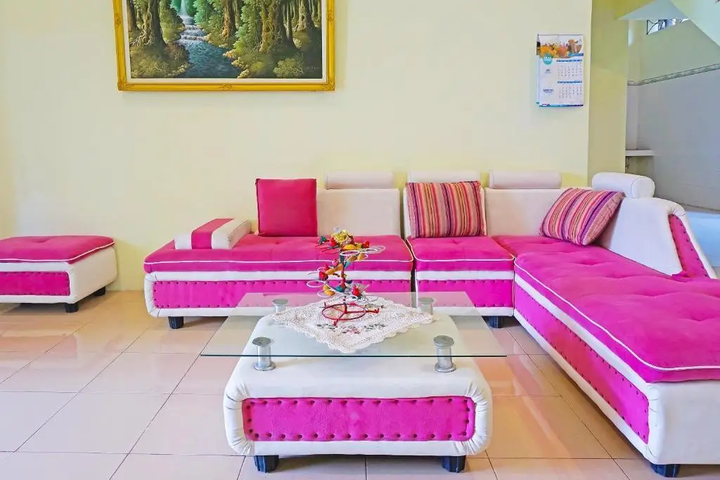Тулунгагунг: OYO 91568 Trisna Srabah Resort Homestay & Resto