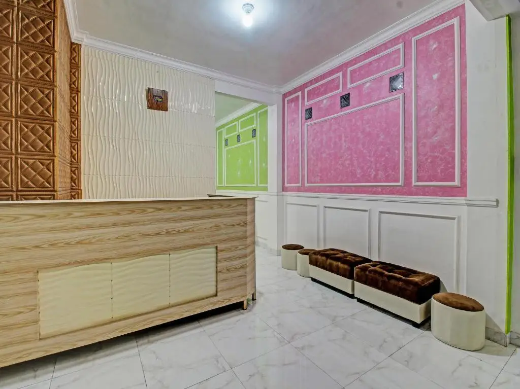 Тулунгагунг: Oyo 91429 Butterfly Kost