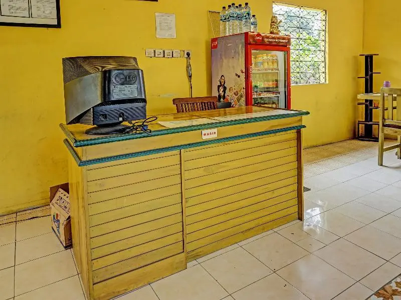 Селореджо: Oyo 91573 Hotel Family Blitar