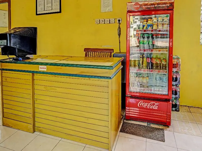 Селореджо: Oyo 91573 Hotel Family Blitar