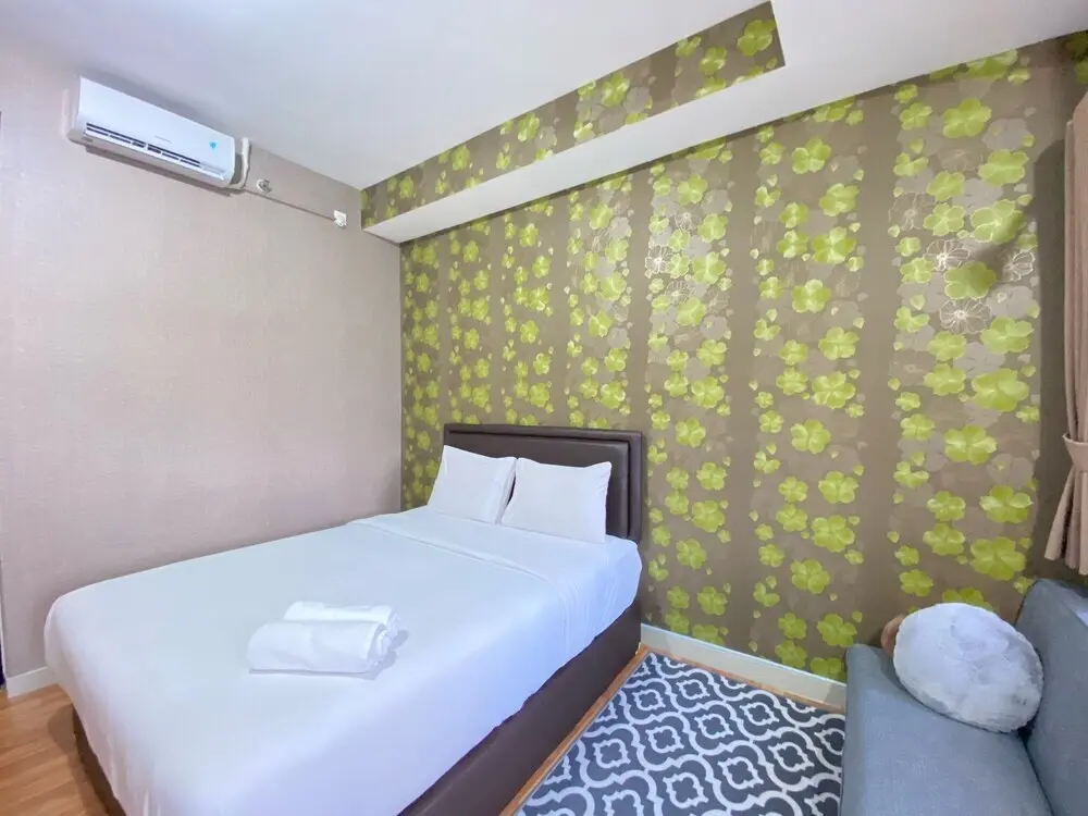 Бандунг: Spacious Studio Room At Sudirman Suites Bandung Apartment