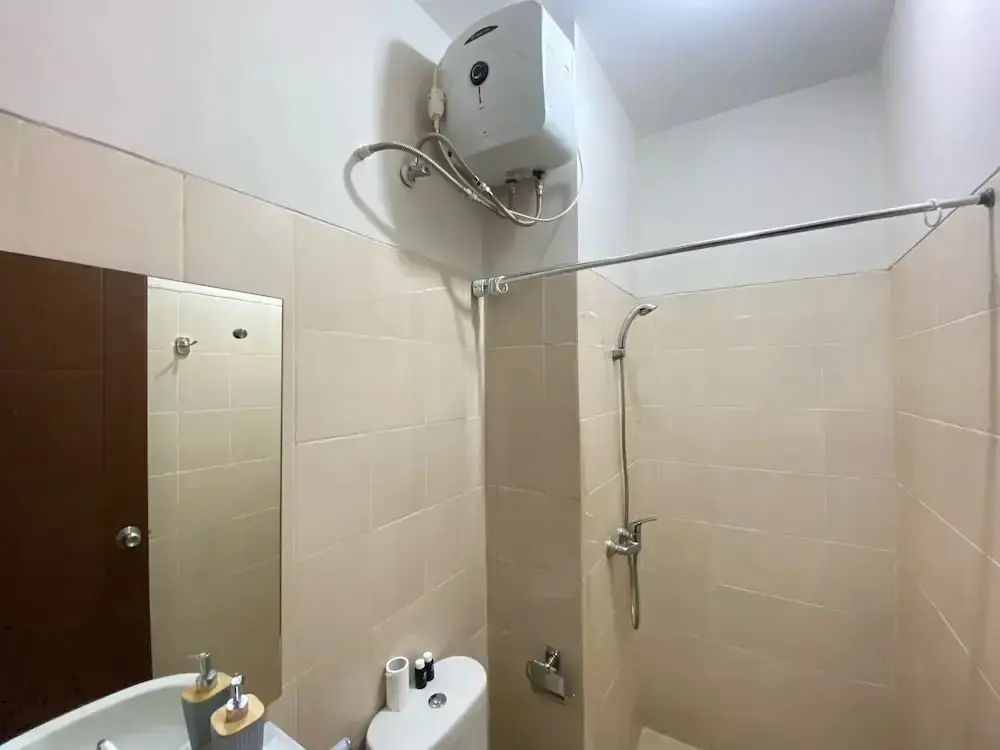 Бандунг: Spacious Studio Room At Sudirman Suites Bandung Apartment