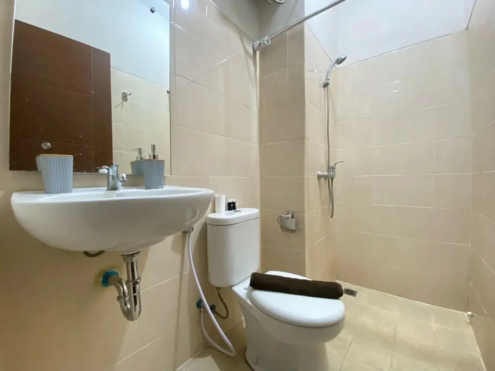 Бандунг: Spacious Studio Room At Sudirman Suites Bandung Apartment