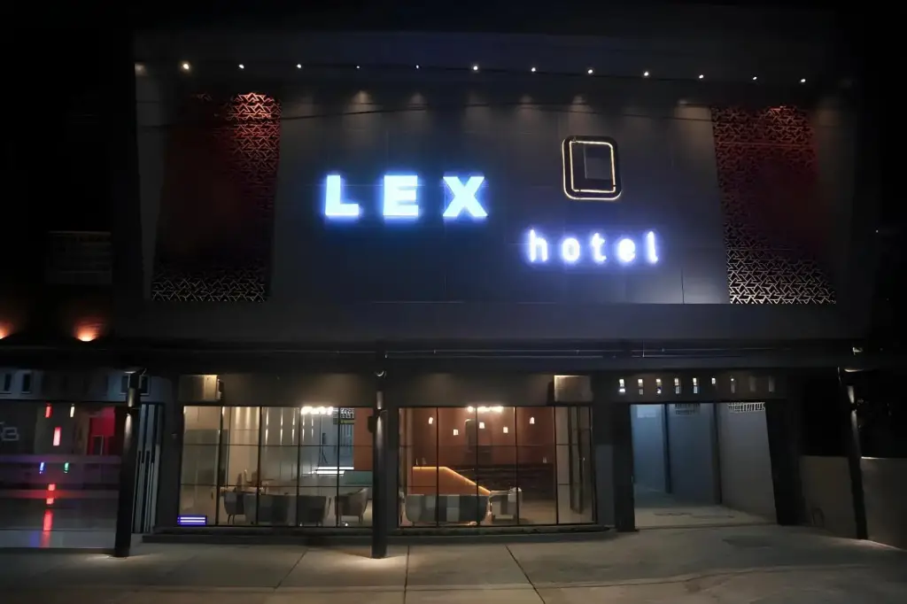 Lex Hotel Banjarmasin By Excelsior — фото 1