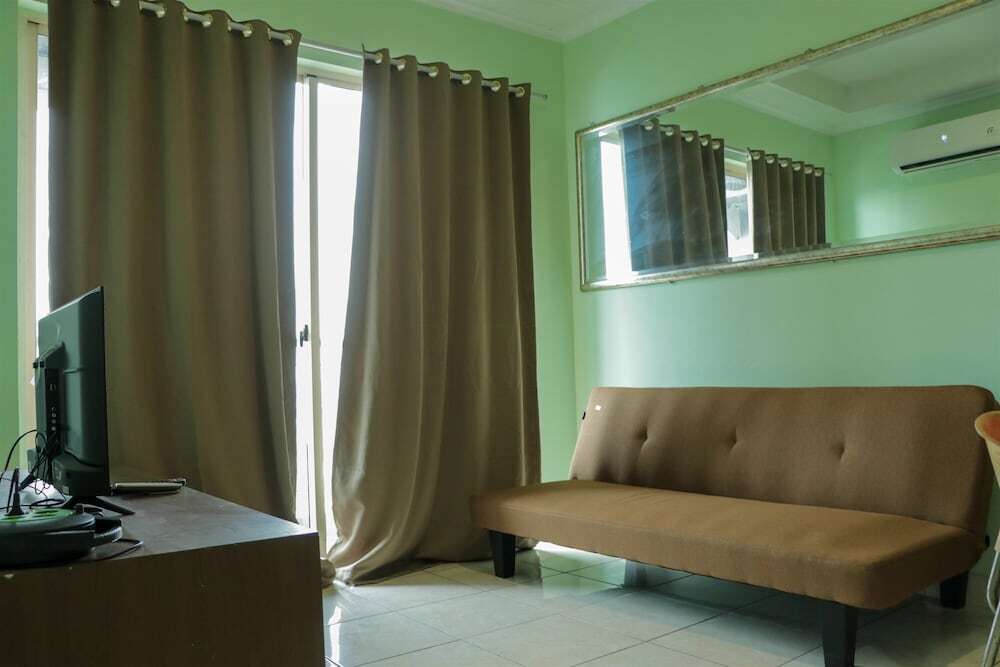 Джакарта: Apartment MoI