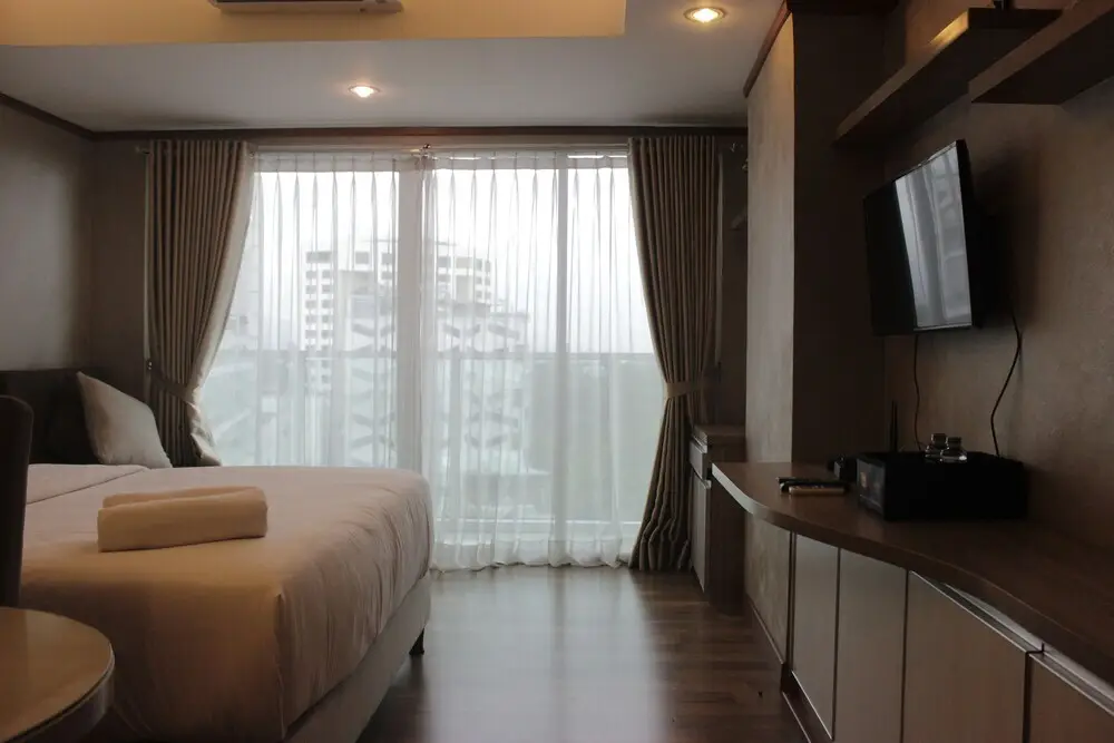 Бандунг: Comfortable And Spacious Studio Apartment At Tamansari La Grande