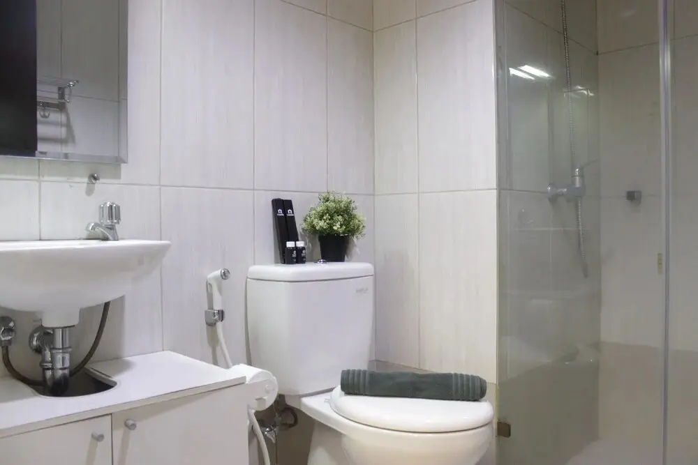 Бандунг: Comfortable And Spacious Studio Apartment At Tamansari La Grande