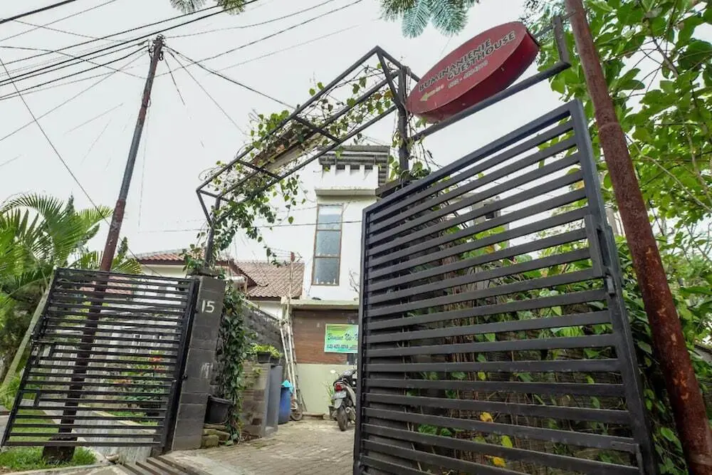 Бандунг: Buminanienie Guesthouse Bandung