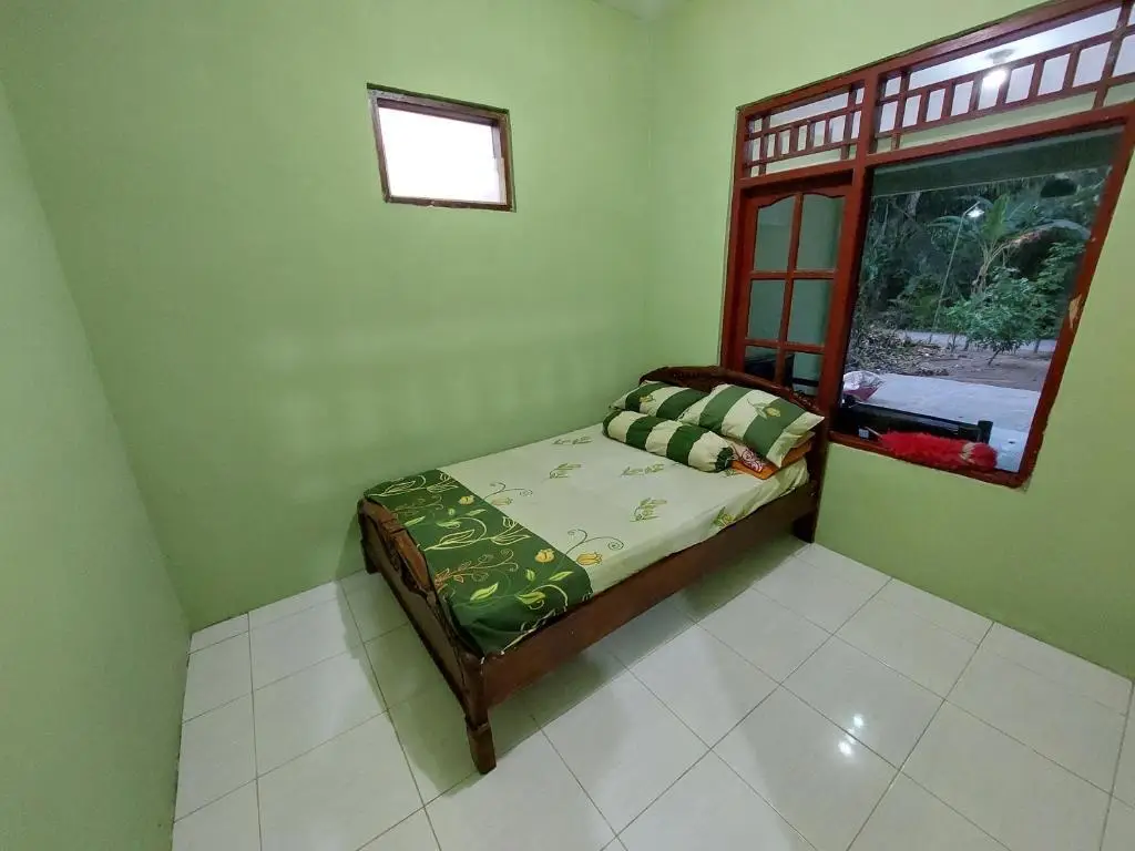 Батуретно: Homestay Bahagia Syariah