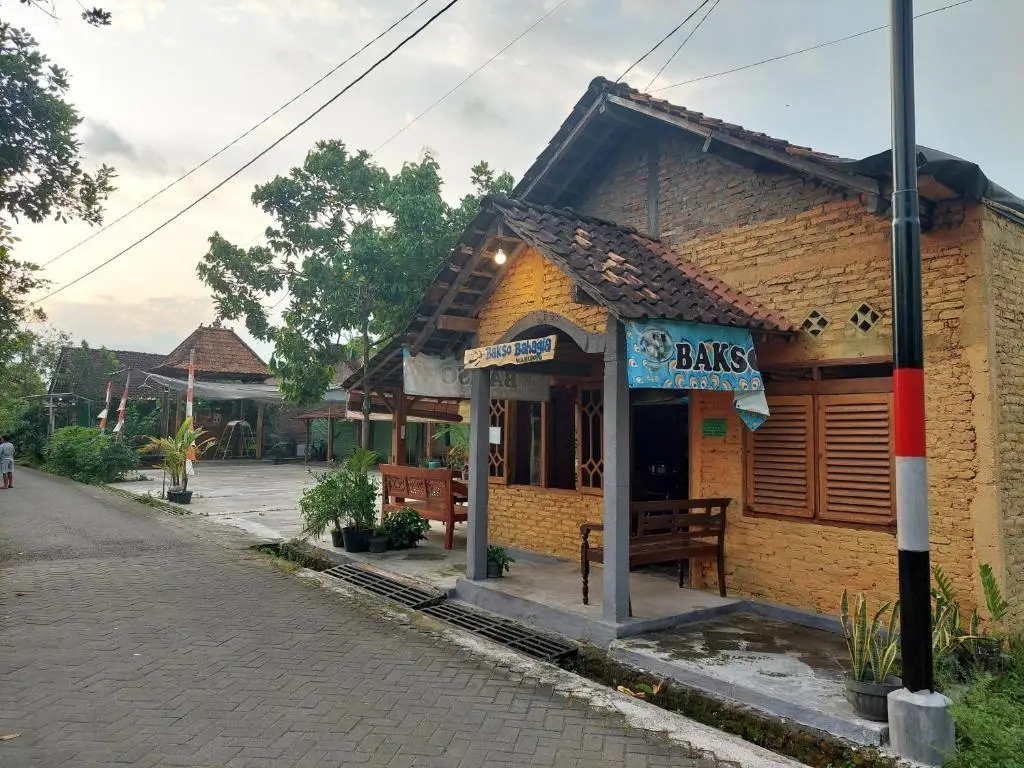 Батуретно: Homestay Bahagia Syariah