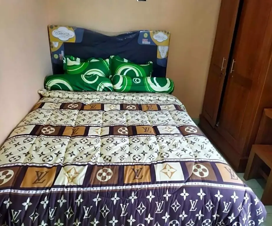 Клатен: Algira Homestay Prambanan