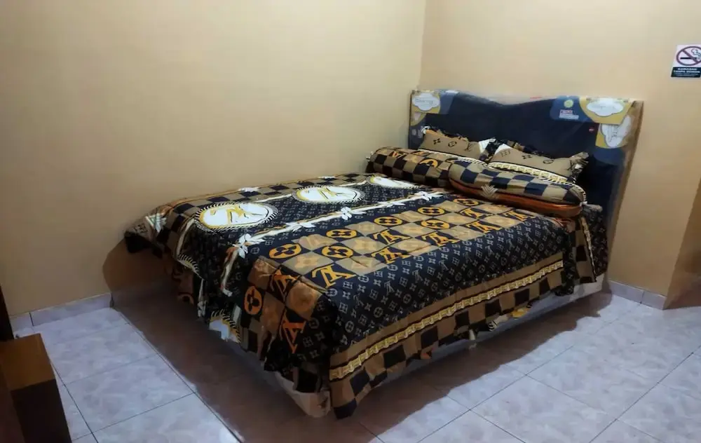 Клатен: Algira Homestay Prambanan