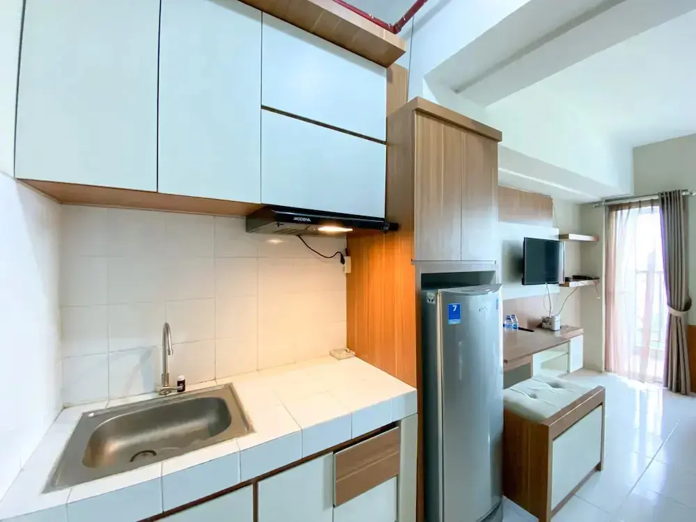 Бекаси: Full Furnished With Simply Look Studio Room Mont Blanc Bekasi Apartment