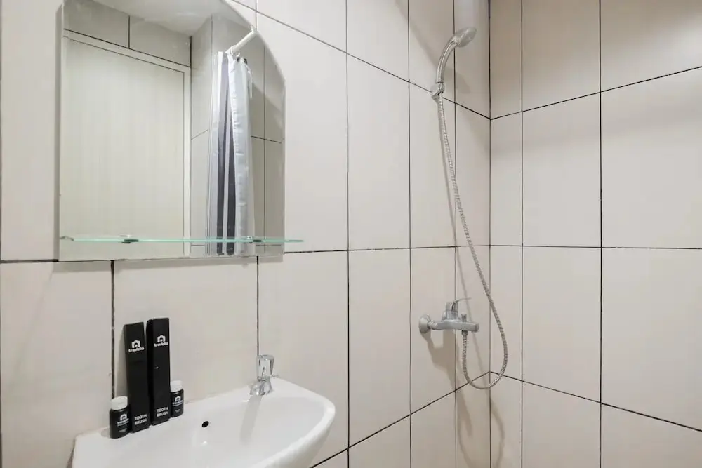 Бекаси: Simply Studio @ Grand Kamala Lagoon Apartment