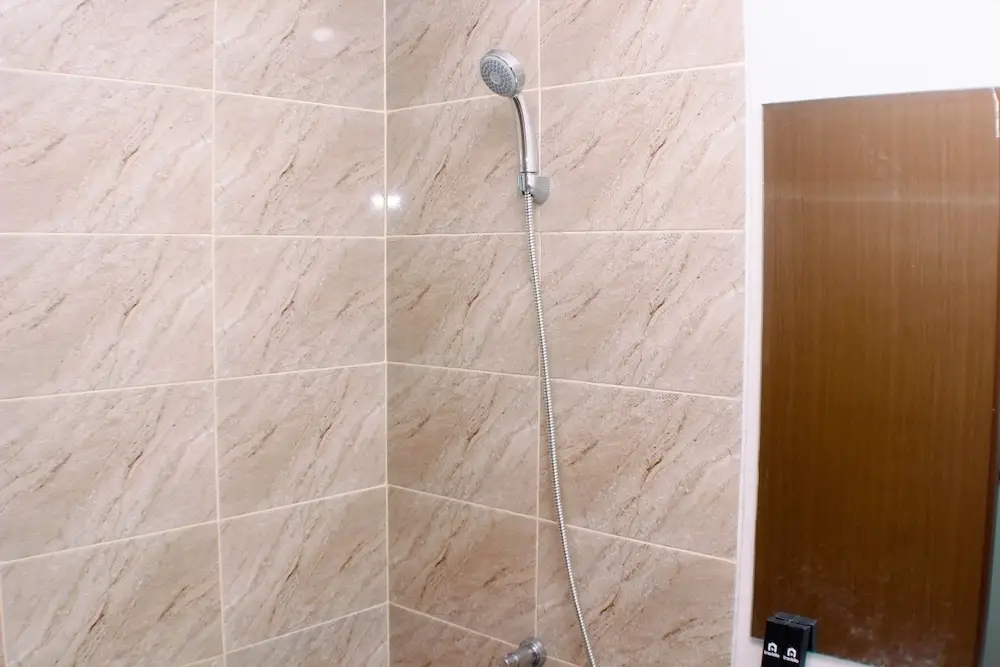 Бекаси: Good Deal And Restful Studio Apartment Transpark Juanda