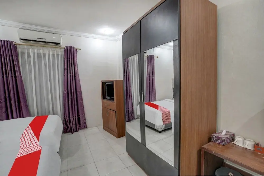 Бирёэн: Capital O 90601 Hotel Meuligoe