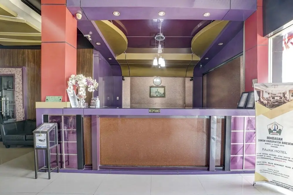 Бирёэн: Capital O 90601 Hotel Meuligoe