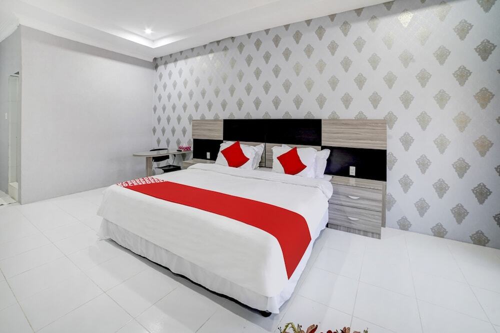 Бирёэн: Capital O 90601 Hotel Meuligoe