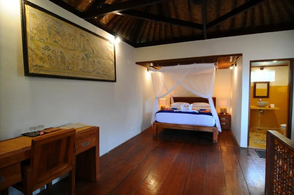 Семарапура: Villa Karma Loka