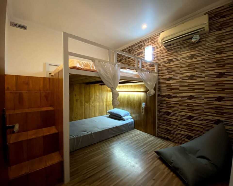 Мундук: Dong Paloh Hostel