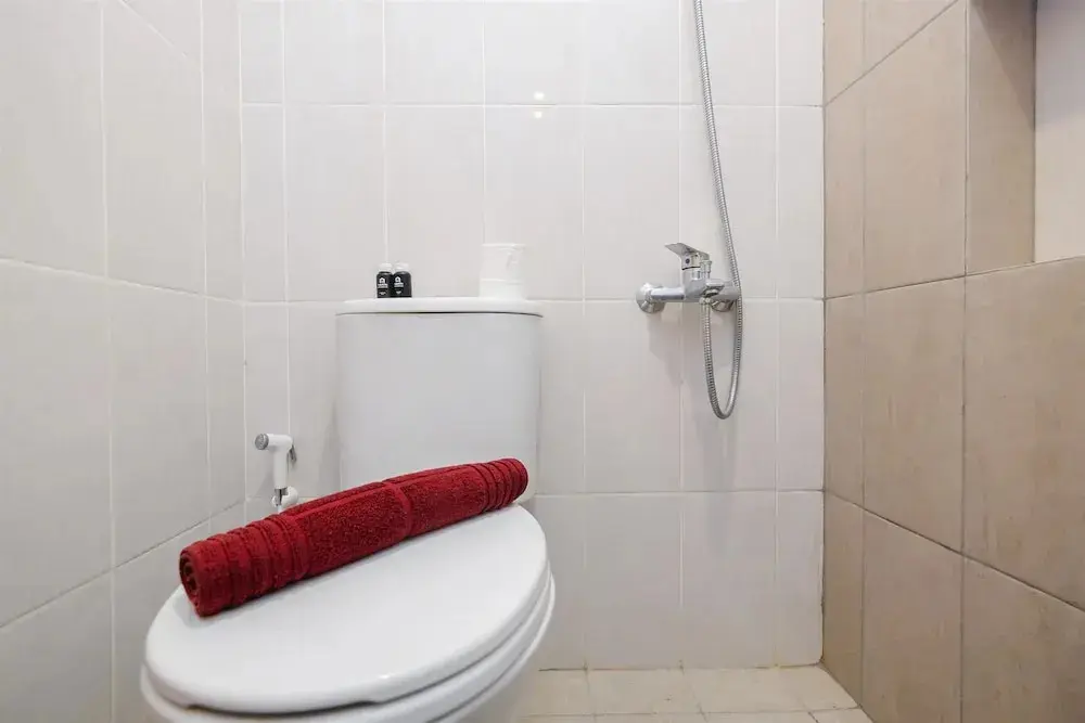 Богор: Comfort And Modern 2Br At Royal Heights Apartment