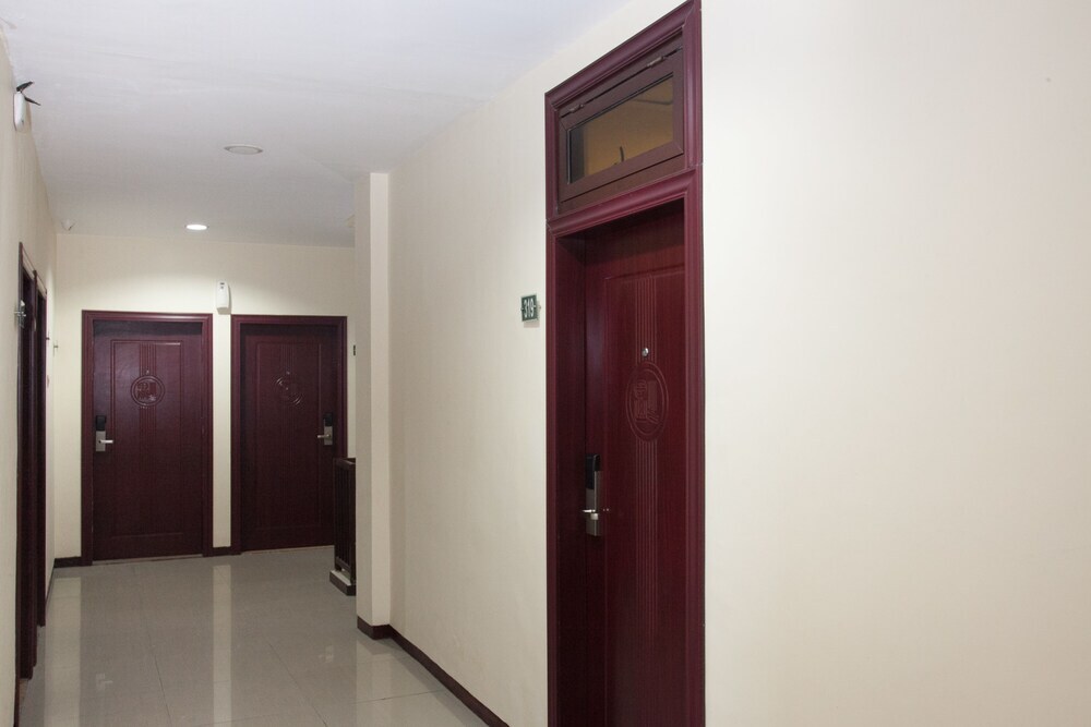 Сурабая: D'Inn Rungkut Juanda by Reddoorz