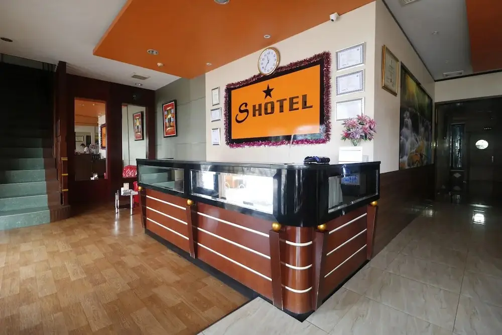 Батам: S Hotel by RedDoorz
