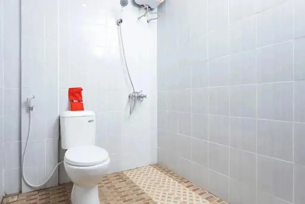 Маланг: Reddoorz Hostel @ Malang City Center