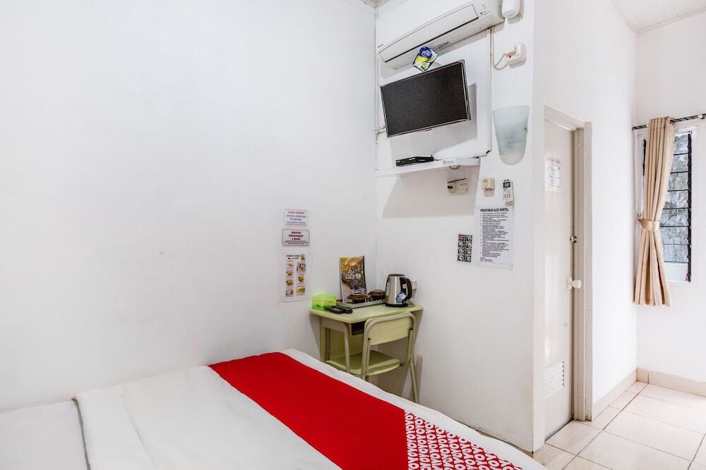 Палембанг: Alex Hostel by OYO Rooms