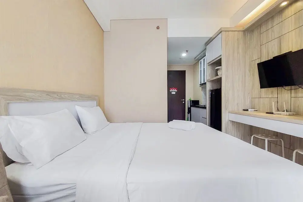 Южный Тангеранг: Cozy Living Studio At Transpark Bintaro Apartment
