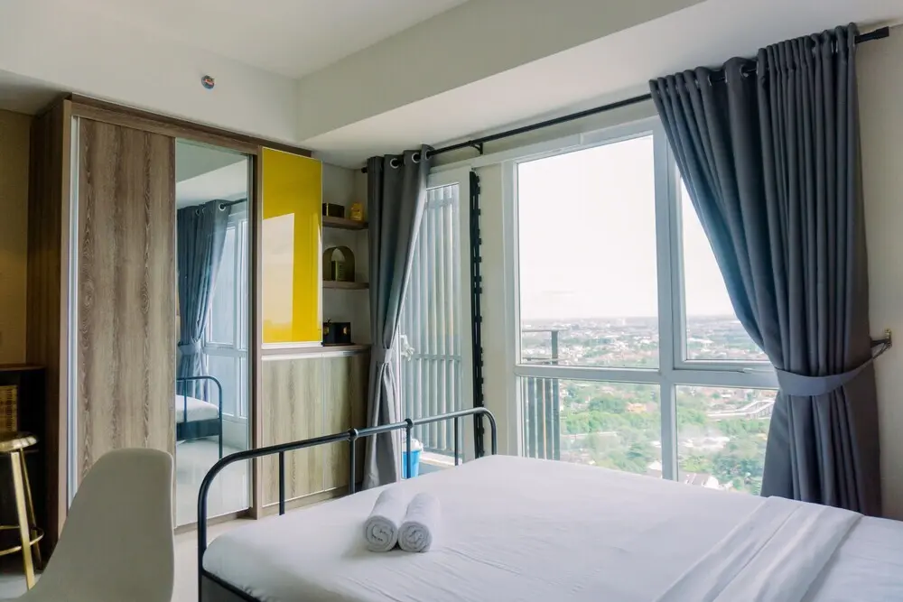Южный Тангеранг: Cozy Studio Bintaro Plaza Residence Breeze Tower Apartment