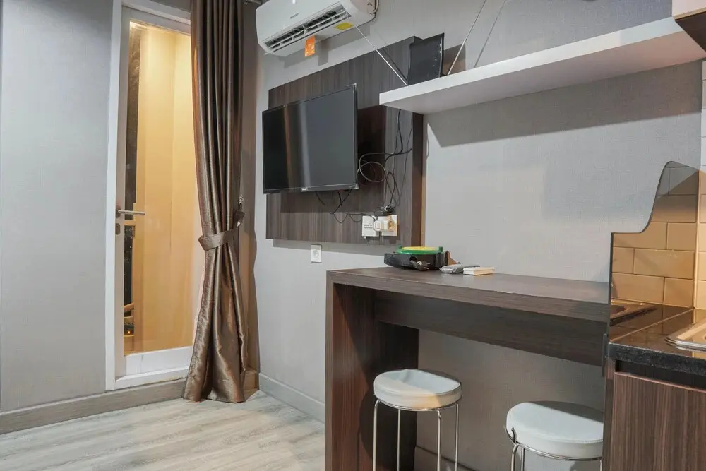Южный Тангеранг: Nice Studio At Bintaro Icon Apartment