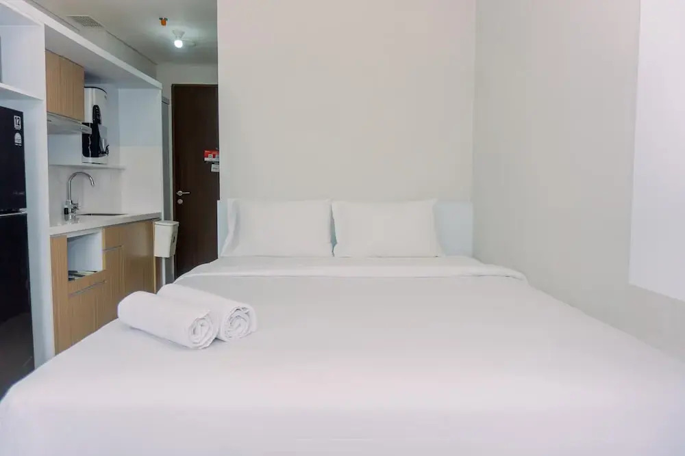 Южный Тангеранг: Nice And Elegant Studio At Transpark Bintaro Apartment