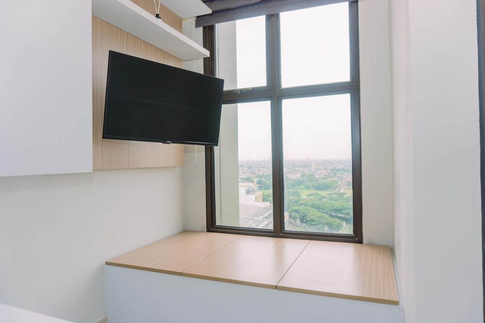 Южный Тангеранг: Nice And Elegant Studio At Transpark Bintaro Apartment
