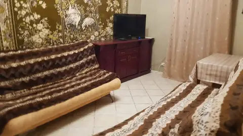Жилое помещение в гостевой части коттеджа — фото 1