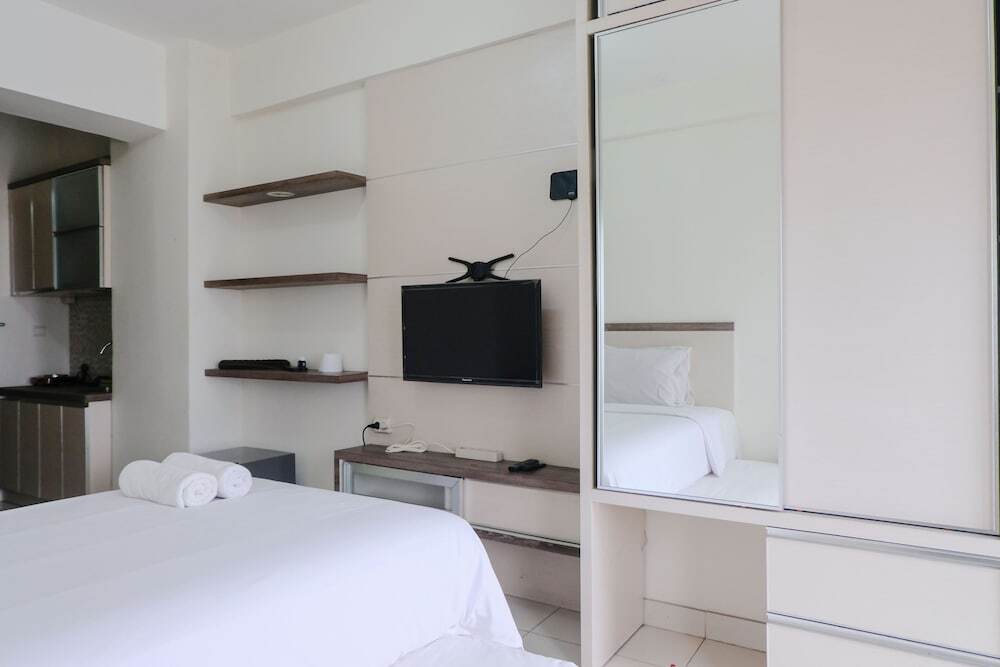 Сумеданг: Good Deal Studio at Oxford Jatinangor Apartment