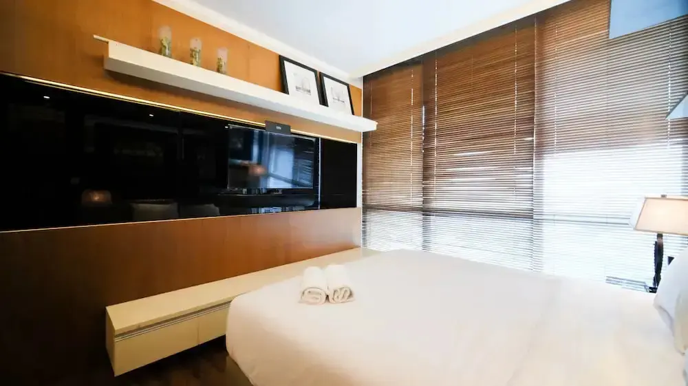 Сурабая: Spacious 2Br At The Via And The Vue Apartment Surabaya
