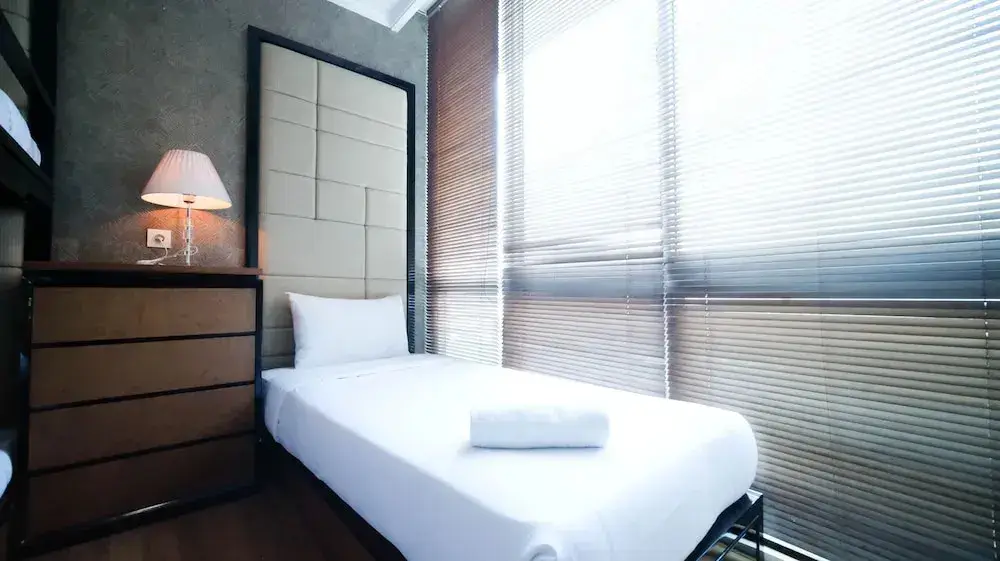 Сурабая: Spacious 2Br At The Via And The Vue Apartment Surabaya