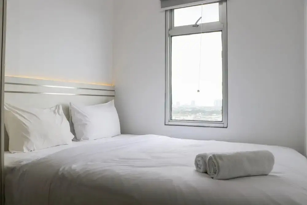 Джакарта: Warm And Minimalist 2Br Green Bay Pluit Apartment