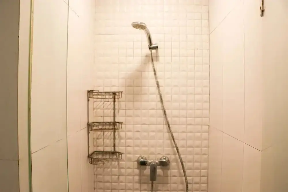 Джакарта: Warm And Minimalist 2Br Green Bay Pluit Apartment