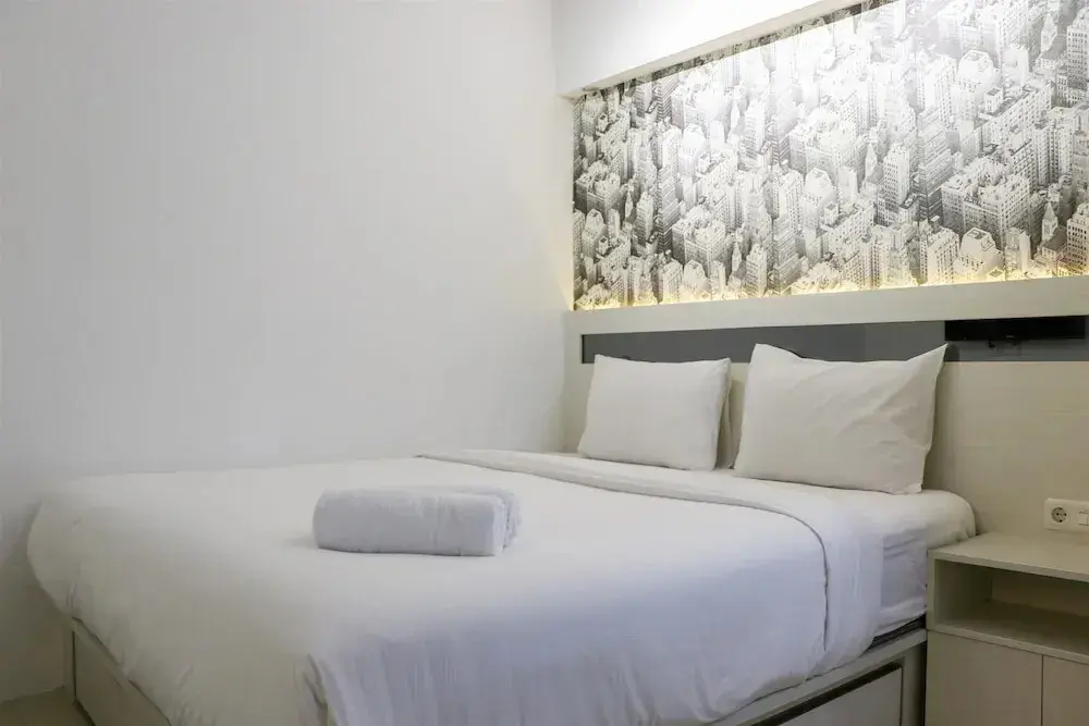 Джакарта: Warm And Minimalist 2Br Green Bay Pluit Apartment