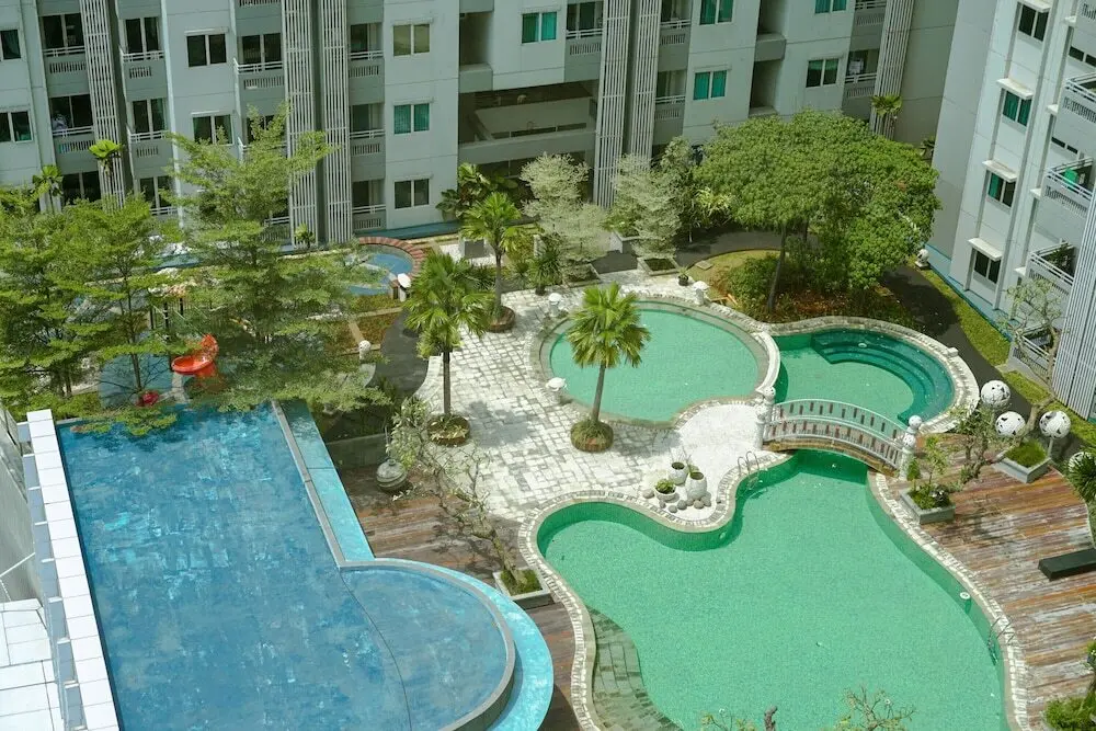 Джакарта: Elegant And Tidy 1Br Sky Terrace Apartment
