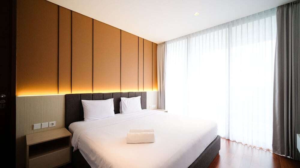Сурабая: Chic And Spacey 3Br At The Rosebay Apartment