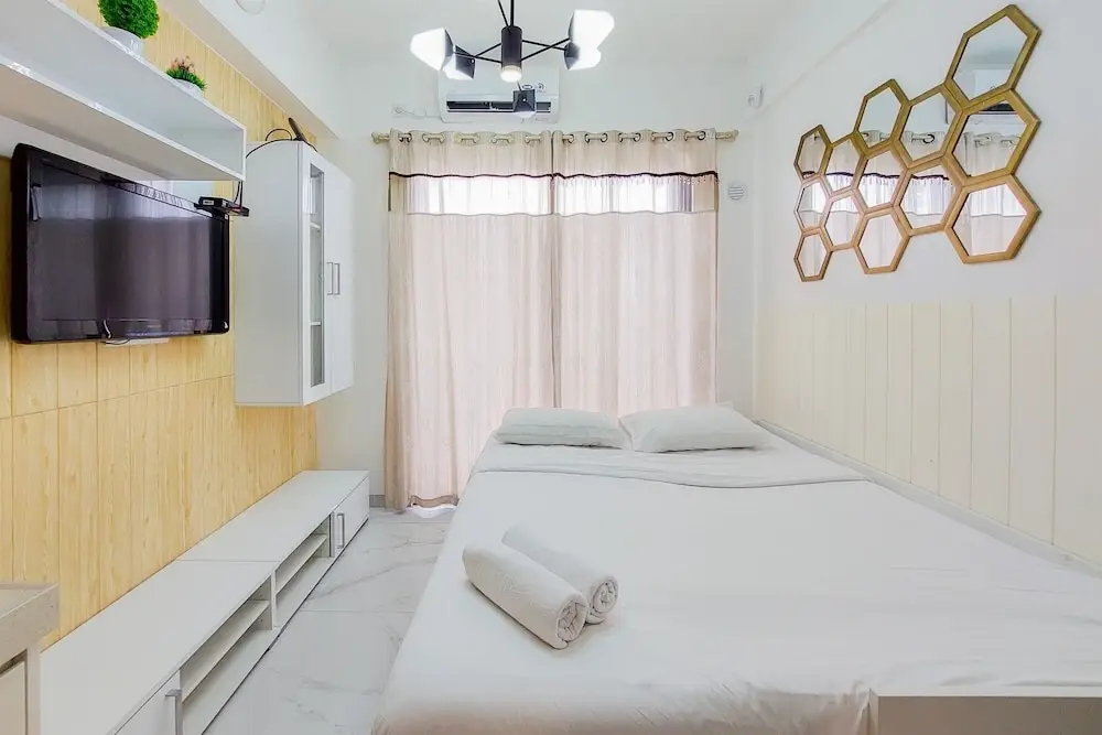 Legok: Relaxing Studio Room At Sky House Bsd Apartment
