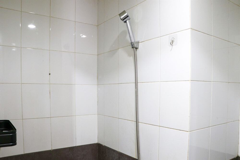 Джакарта: Well Design 2Br Apartment At Green Pramuka City