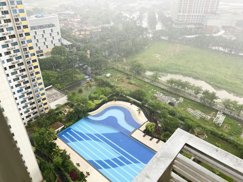 Бекаси: Pleasant And Tidy Studio Apartment Springlake Summarecon Bekasi
