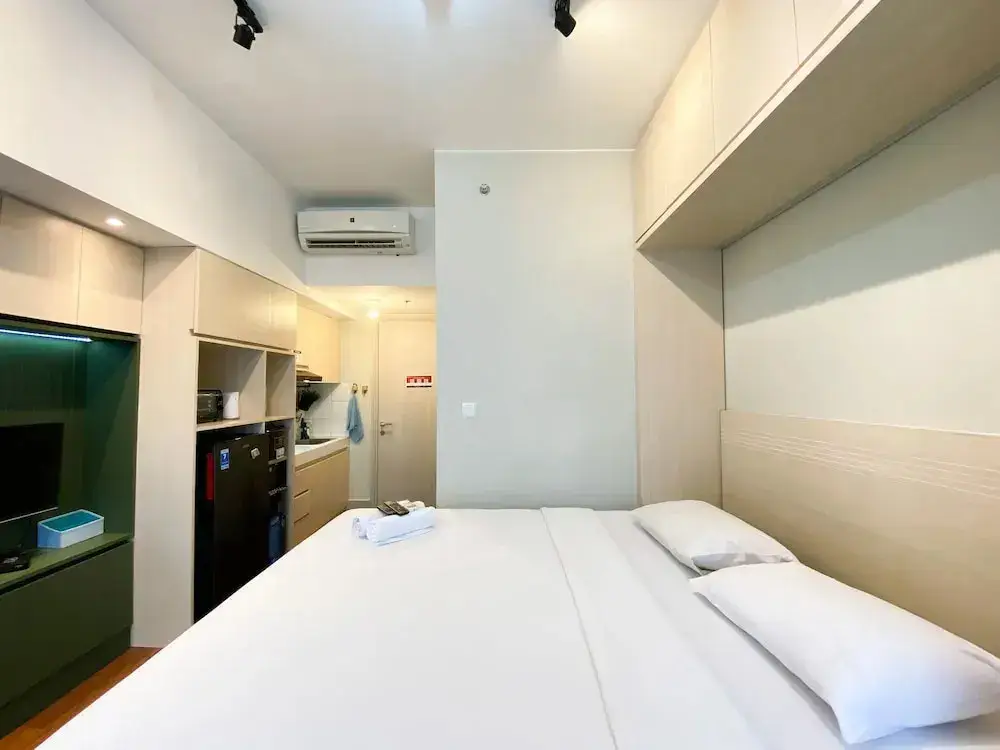Бекаси: Pleasant And Tidy Studio Apartment Springlake Summarecon Bekasi