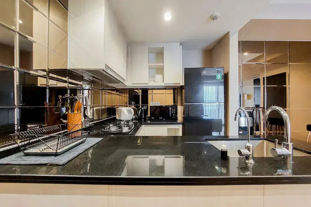 Legok: Scenic And Comfortable 2Br Branz Bsd City Apartment