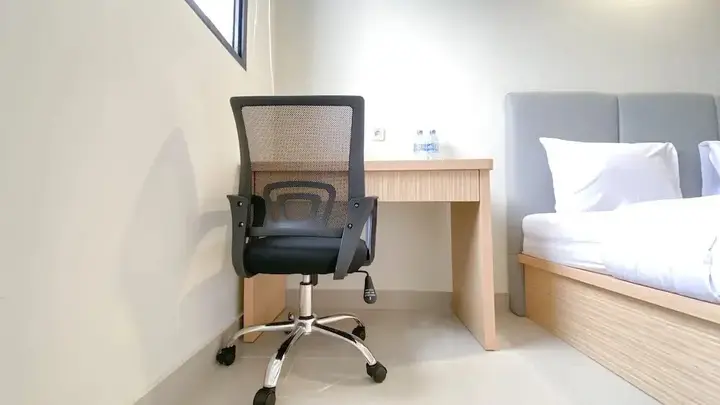 Депок: Minimalist And Nice Studio Apartment At Evenciio Margonda